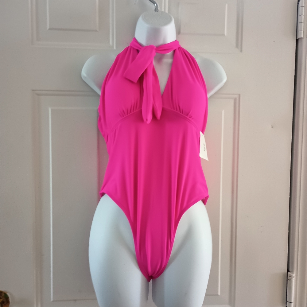 Pink Lily Fucsia One Piece Swimsuit. Size L. 🆕